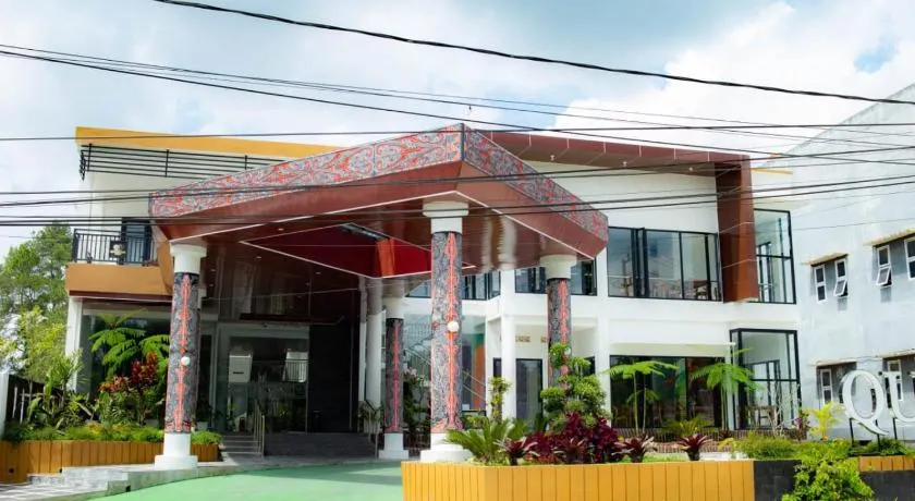 Queen Parrona Hotel by Sativa - Image 1