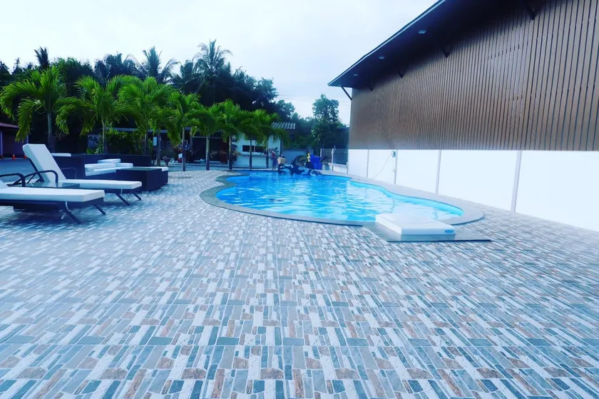 คลิ๊กรีสอร์ท (Click Resort) - Image 1