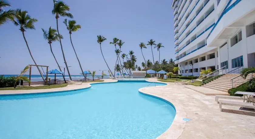 Las Olas, Juan Dolio 2bed2bath Condo - Image 1