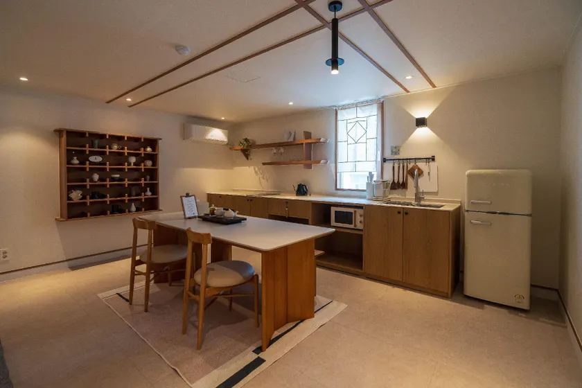 메종 드 온유 호텔 전주 한옥마을점 Maisonde Onu Hotel Jeonju Hanok village - Image 1
