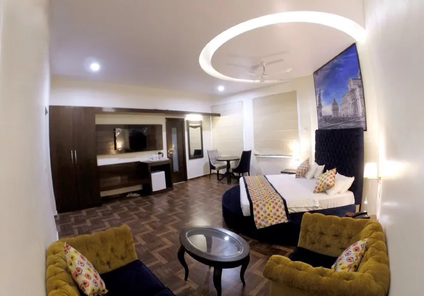 Hotel Heaven View - Image 1