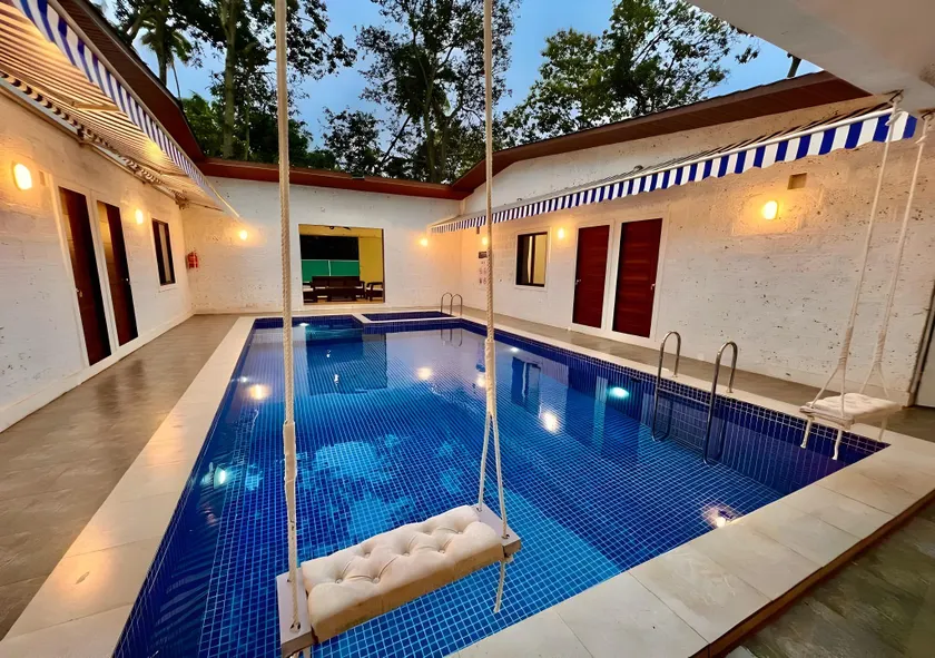 Shore House 6BR Alibaug Pureveg - Image 1