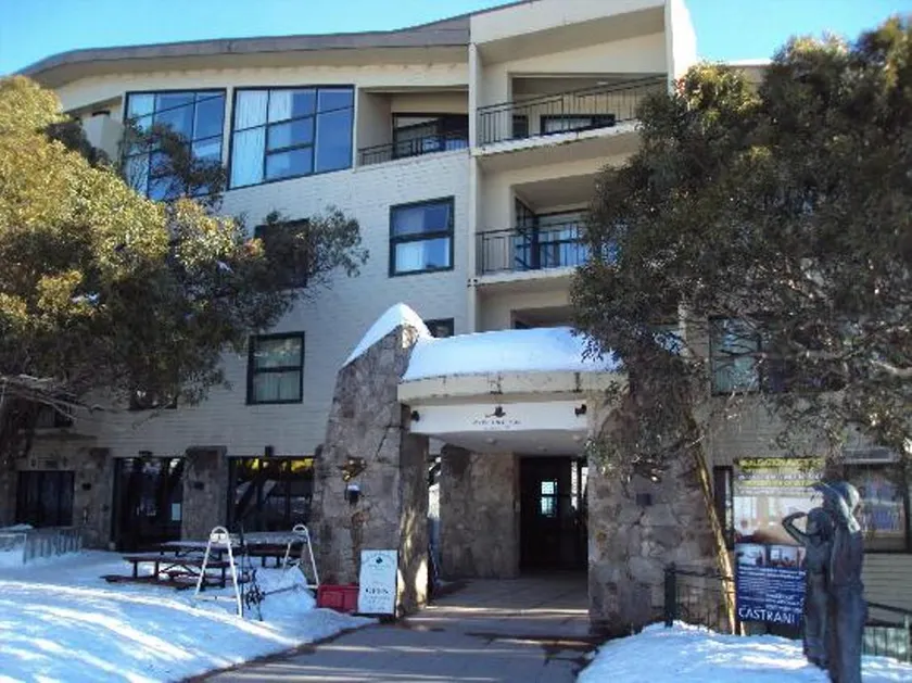 Chalet Mt Buller Hotel - Image 1
