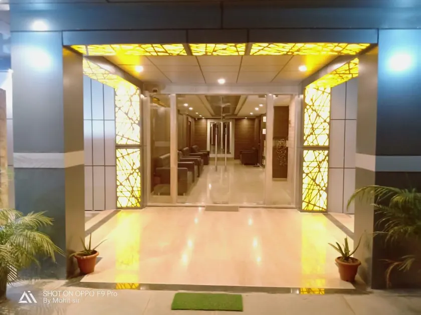 CS EMPIRE - Image 1