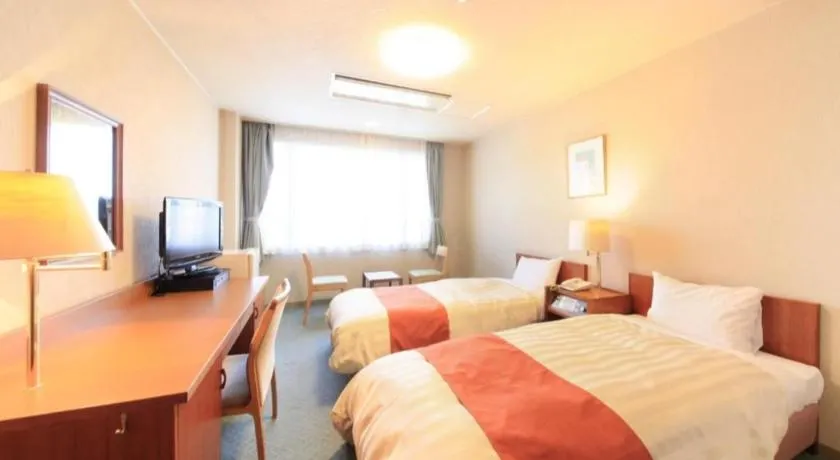 Fuji Green Hotel - Image 1