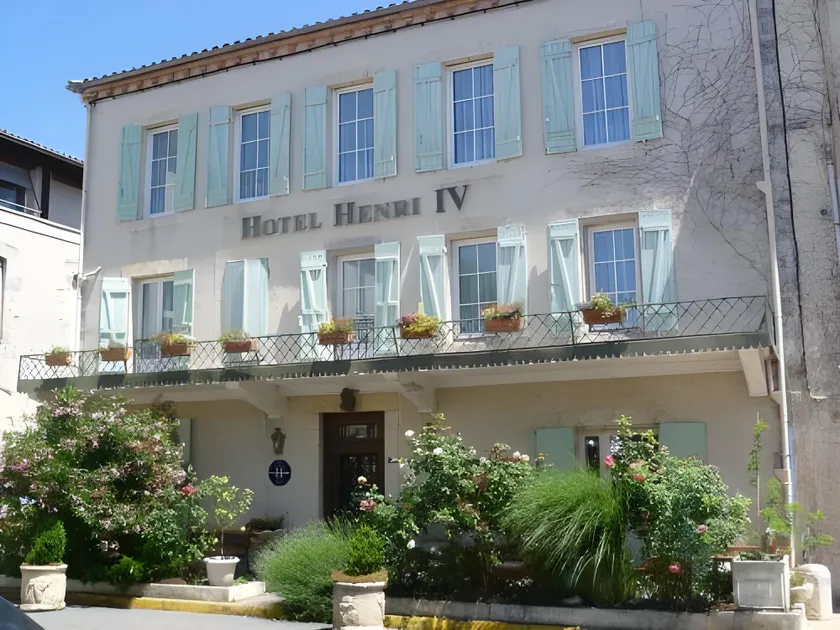 Hôtel Henri IV - Image 1
