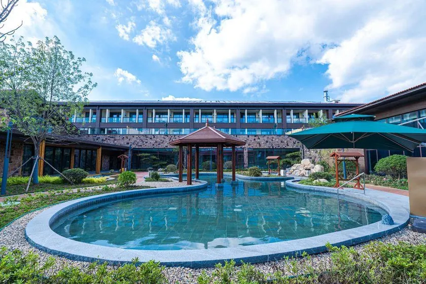 Qingdao Yihai Garden Hotel (Jimo Hot Spring Branch) - Image 1