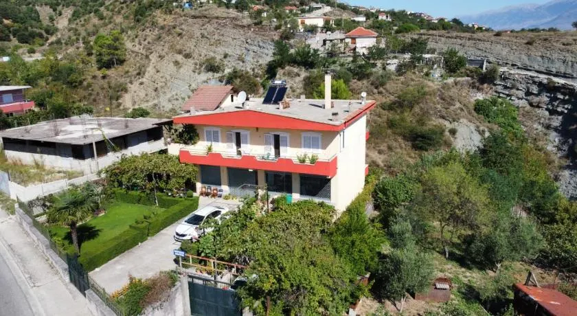 GuestHouseMantho - Image 1