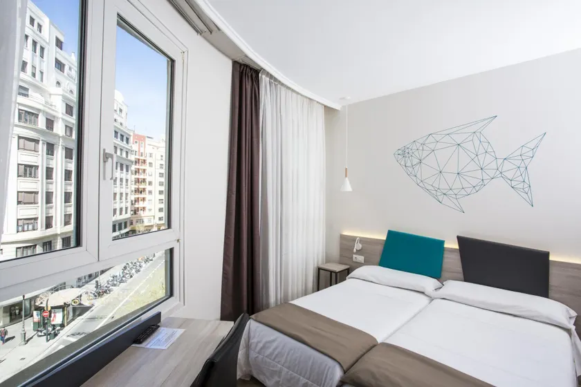 Hotel Mediterraneo Valencia - Image 1