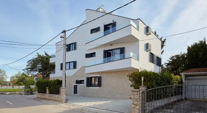 Apartments Nika - Image 1