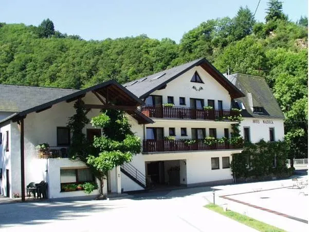 Moselhotel Waldeck - Image 1