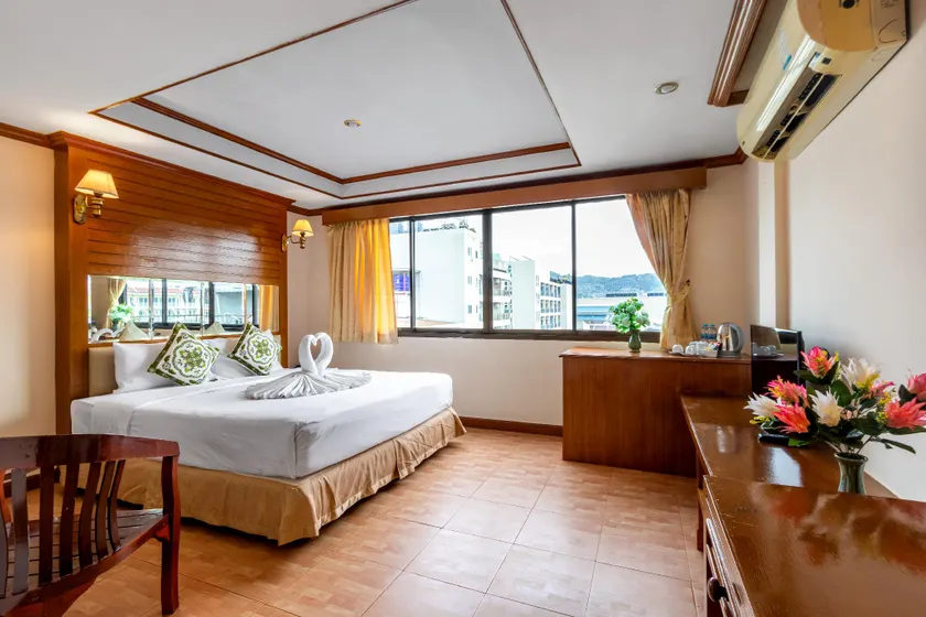 JB Green Hotel Patong - Image 1