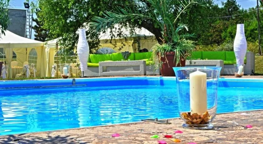 Hotel Star - Image 1
