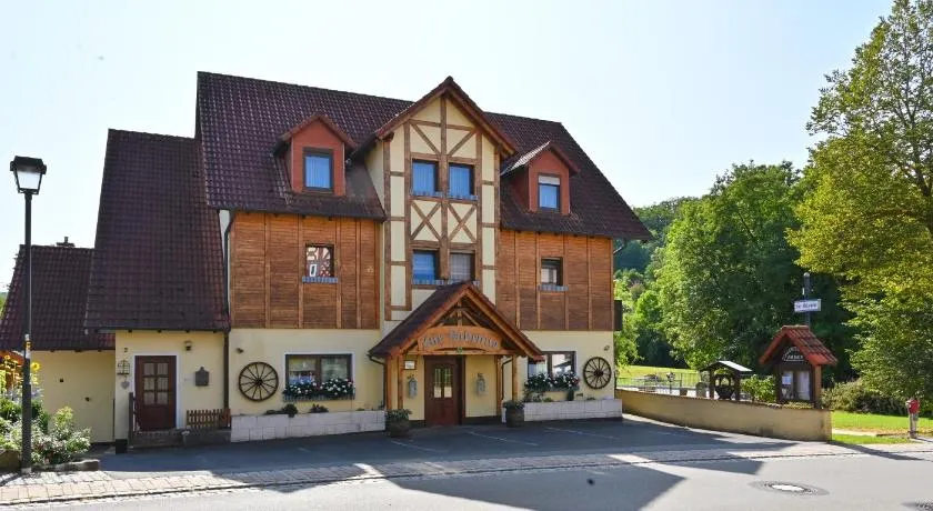 Landgasthof Zur Scheune - Image 1