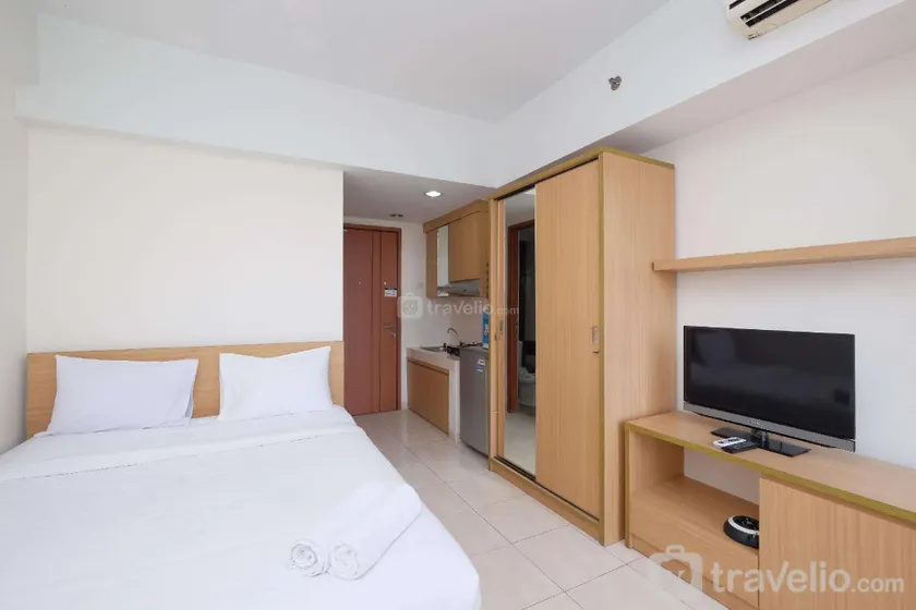 Cozy Studio @ Margonda Residence 3 Apt By Travelio - Image 1