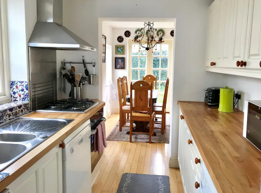 3-Bed Cosy Bookbinder House in Jericho Oxford - Image 1