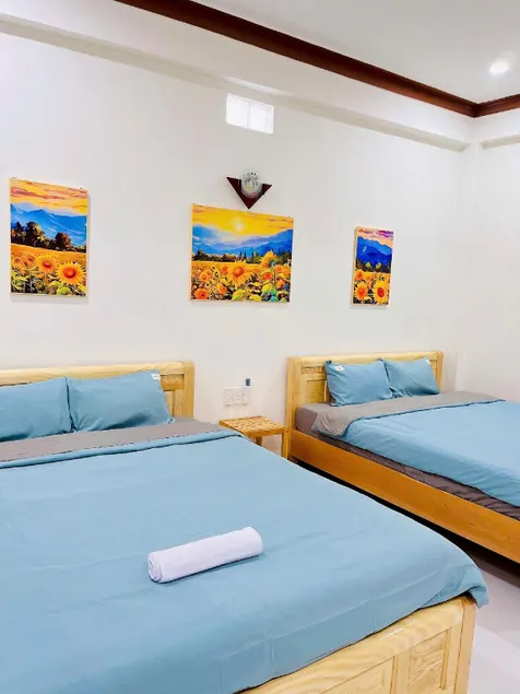 SUN Homestay Vĩnh Hy - Image 1