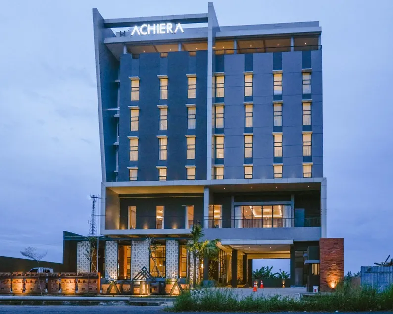 Achiera Hotel and Convention Jatiwangi - Image 1