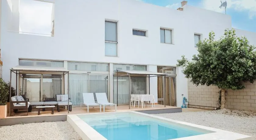 La Casita del Poble Nou del Delta - Image 1