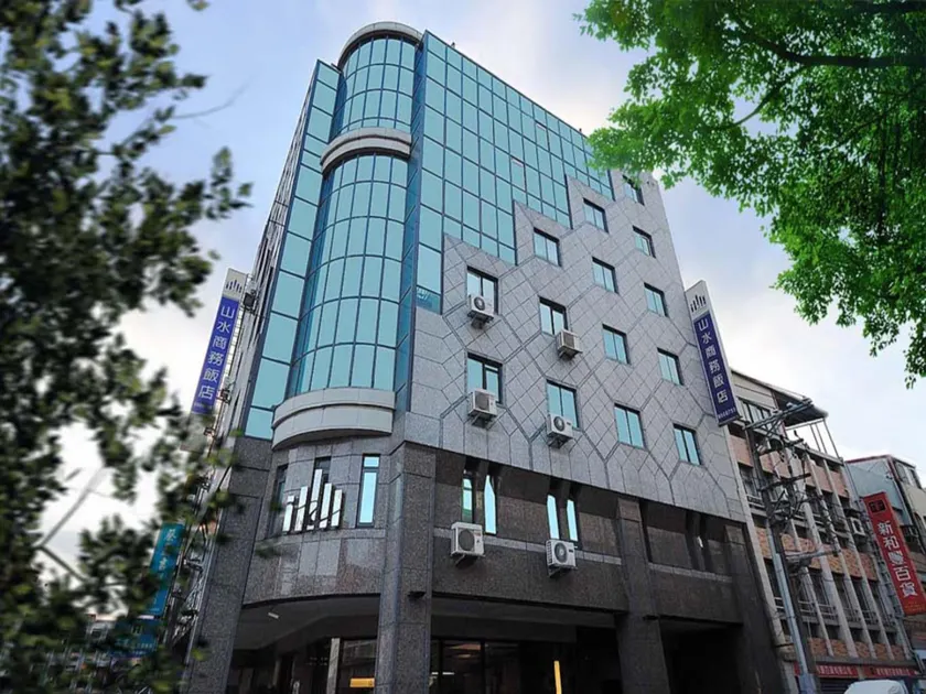 Sun Sweet Hotel - Image 1