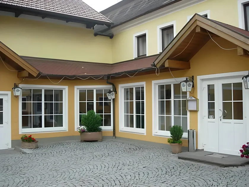 Frühstückspension Scharinger Hof - Image 1