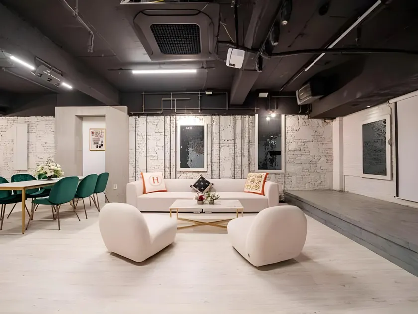 Dongdaemun HOTEL 27 - Image 1