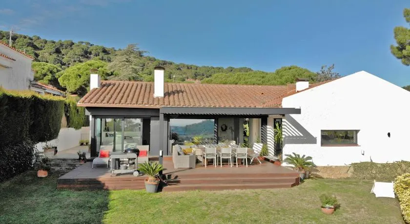 Premium Habitat La Plana - Image 1