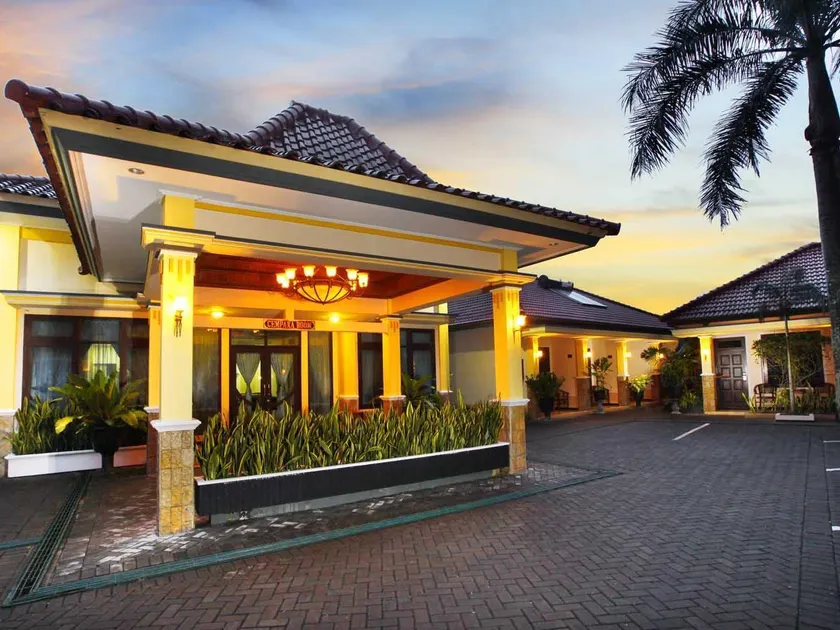 Ning Tidar Hotel - Image 1