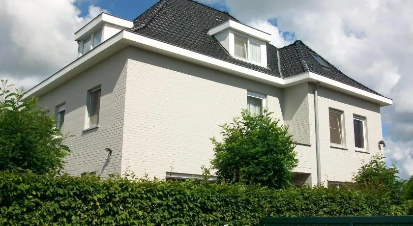 B&B Bru-Beauline - Image 1