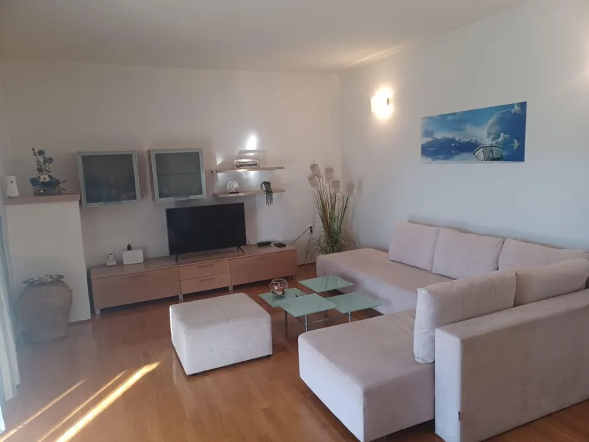 Apartment Eli - Image 1