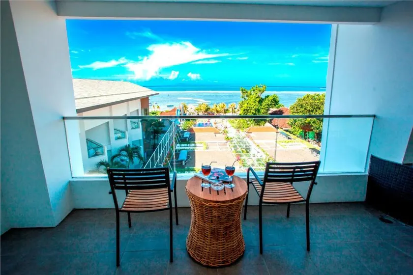 Premium 1 BR Suite with Sea View #V414 - Image 1