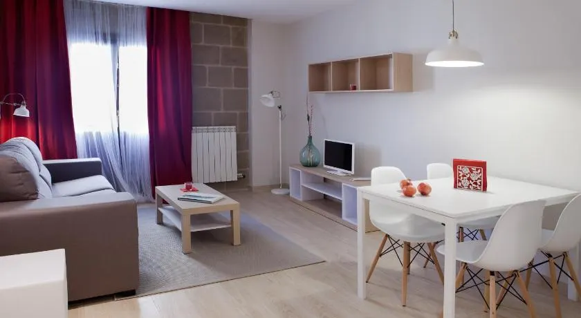 Apartamentos Turísticos Beethoven Haro - Image 1