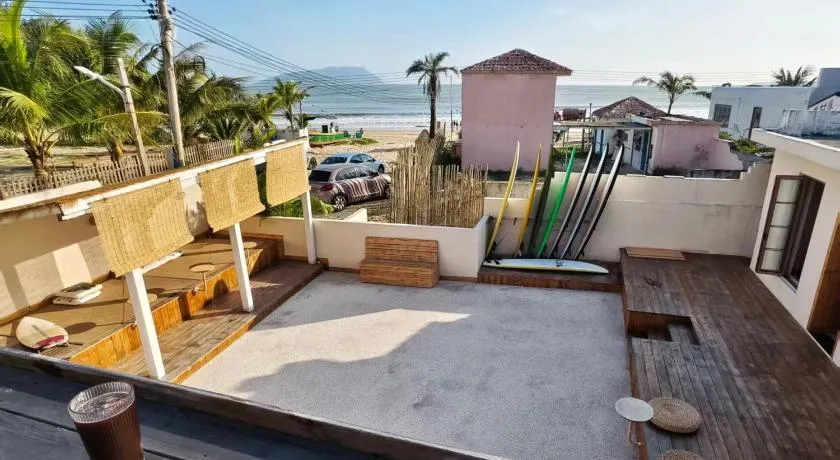 Dragon Fruit Surf Inn - Image 1