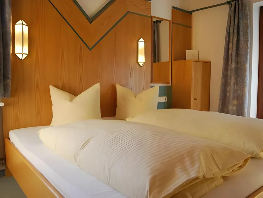 Hotel Pension Kirchplatz - Image 1