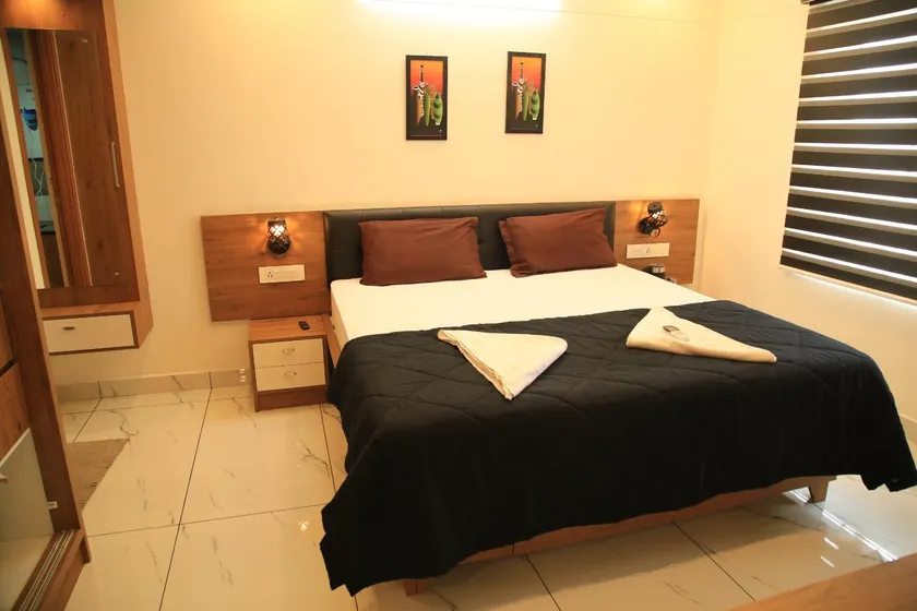 1BHK APPARTMENT @THE CANVAS LOFT - Image 1
