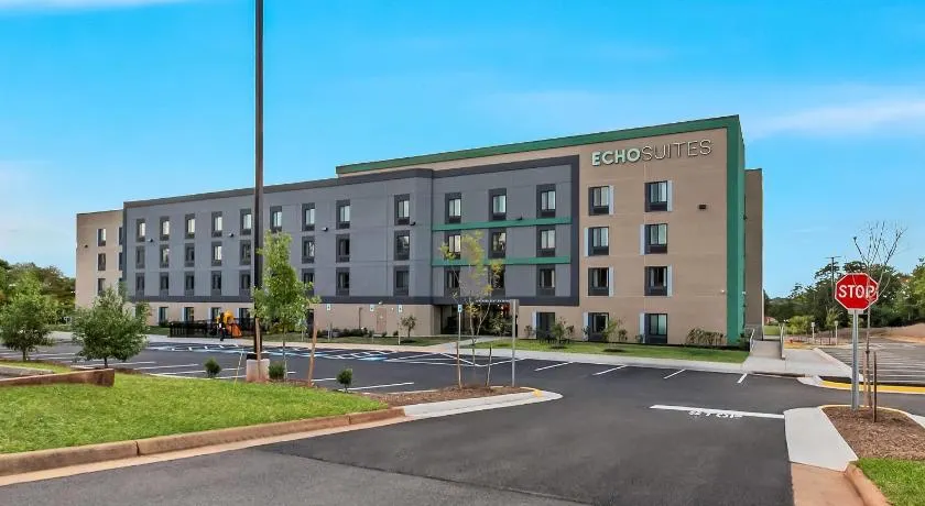 ECHO Suites Extended Stay by Wyndham Sterling - Image 1