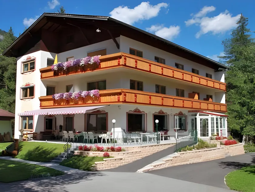 Hotel Garni Waldhof - Wohlfühlen am Lech - Image 1