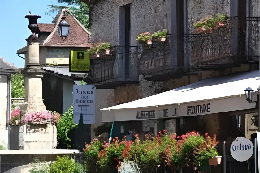 Les appart'hotels de la fontaine - Image 1