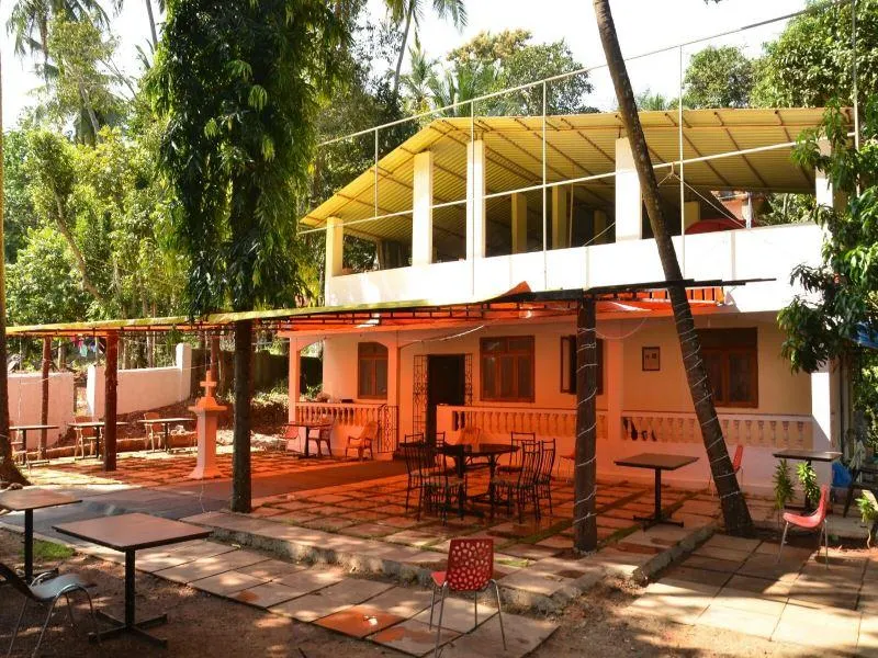 Baga Paradise Hotel - Image 1