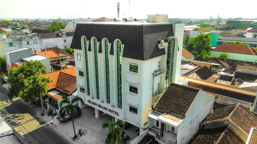 Grand Brani Hotel Solo - Image 1