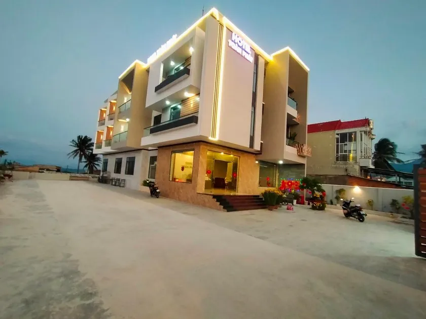 Khách Sạn Toàn Phát Dốc Lếch - Image 1