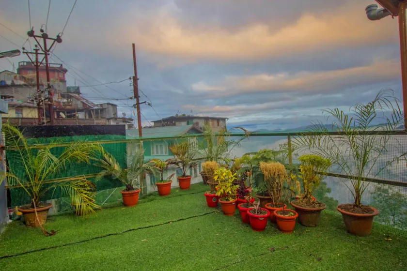 Goroomgo Neerala Darjeeling - Image 1