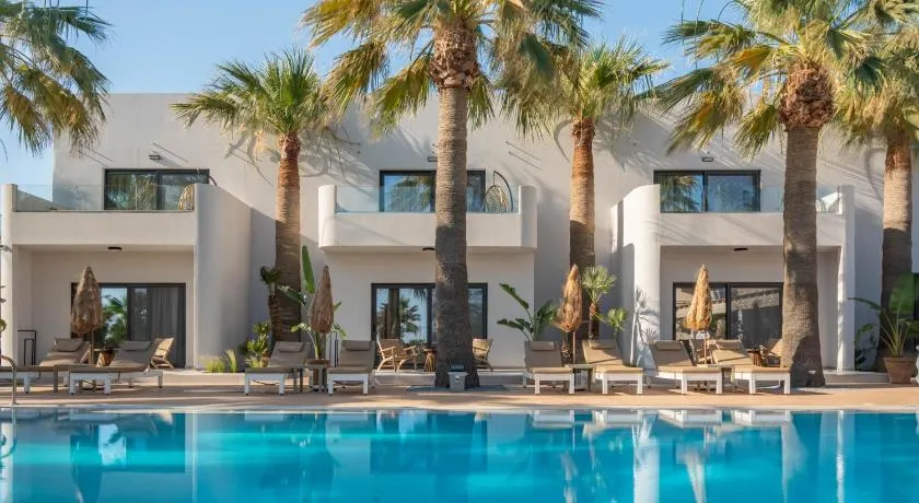 Ammos Boutique Apartments & Suites - Image 1