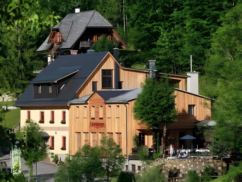 Hotel Fahrnberger - Image 1