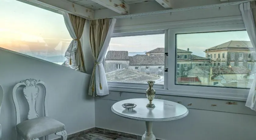 Coconella Suite - Image 1