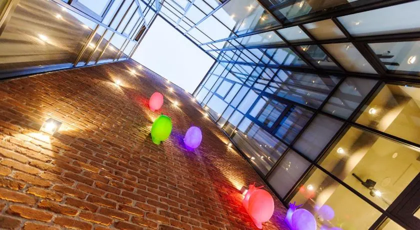 OLD TOWN SNAIL Design Apartments - Image 1