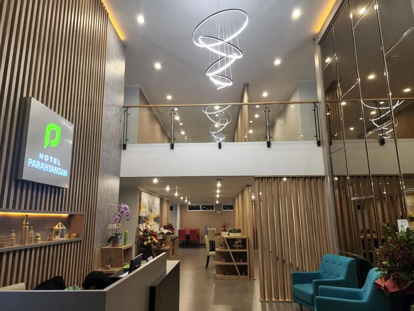 HOTEL PARAHYANGAN - Image 1
