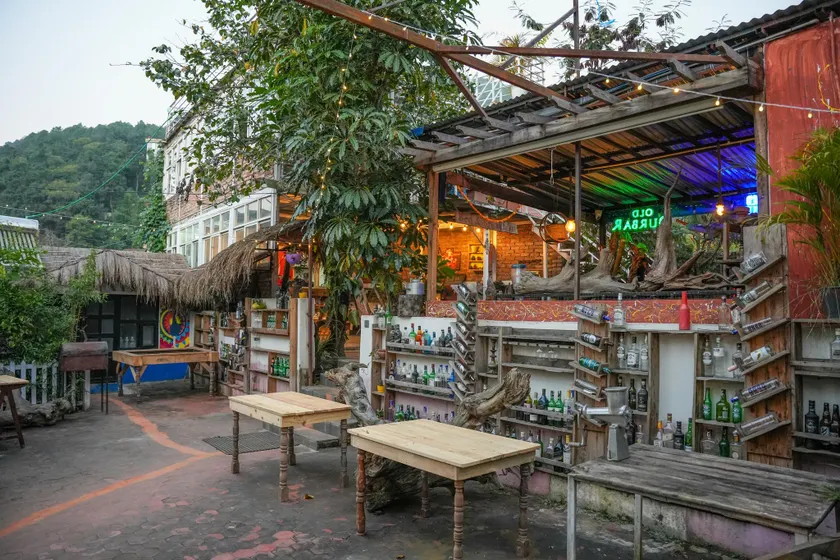 Aashraya Bed and Breakfast - Image 1
