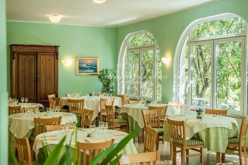 Pellegrino Palace Hotel - Image 1