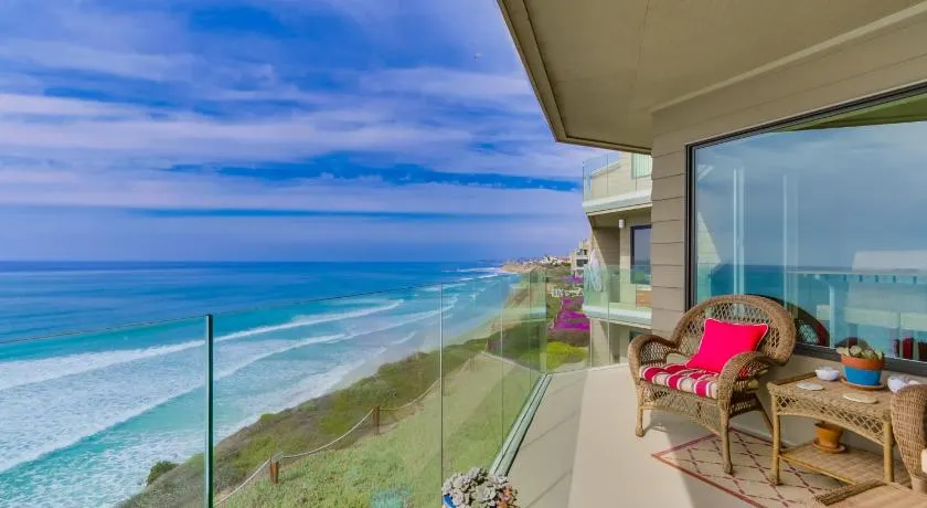 Merveilleux appartement en copropriété entièrement équipé avec piscine chauffée, barbecue et jacuzzi | Vue mer - Image 1